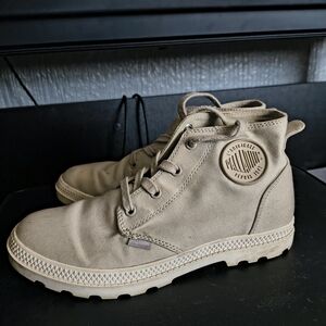 Palladium Women's Beige High-Top Sneakers